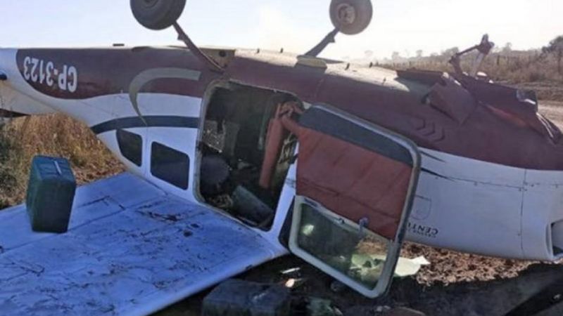 Una avioneta que transportaba más de 300 kilos de cocaína cayó en un campo