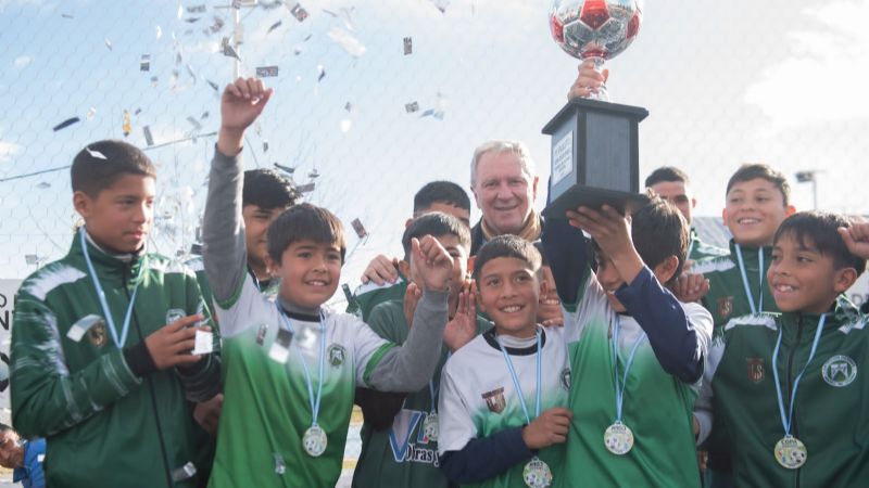 Se premió a los equipos participantes del Torneo de Fútbol Infantil en Andalgalá