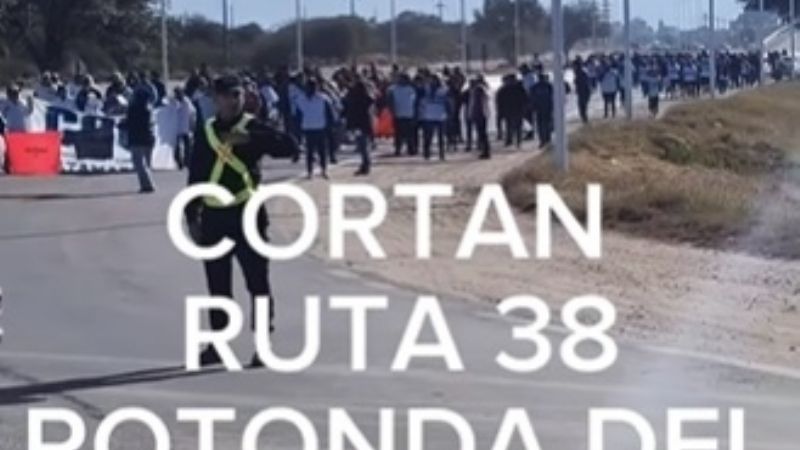 Agrupaciones sociales cortaron la ruta