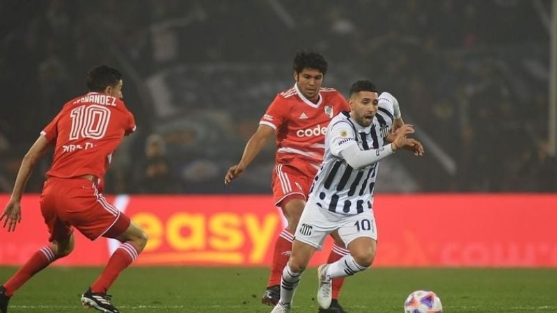 Talleres eliminó al campeón River, de la Copa Argentina