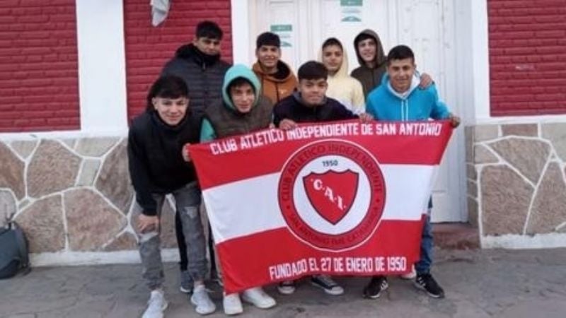 Independiente SA y Obreros en el Regional Sub17 de Futsal