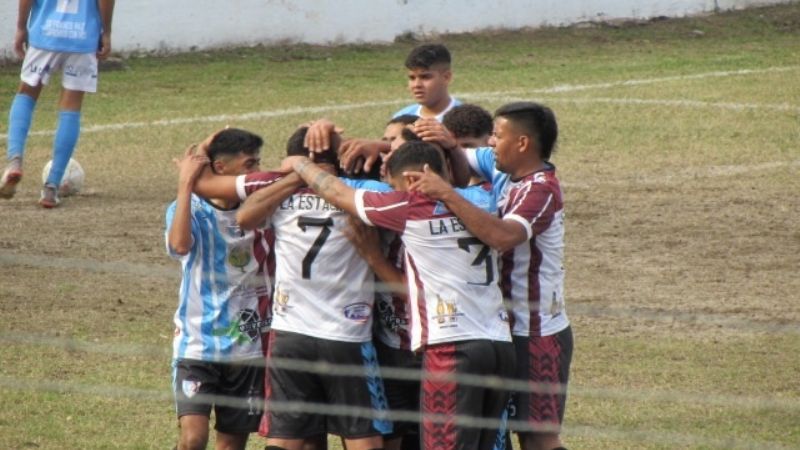 Coronel Daza goleó y “manda” solo; también ganó “La Villa”