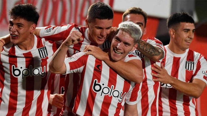 Tras seis partidos sin ganar, Estudiantes goleó Belgrano