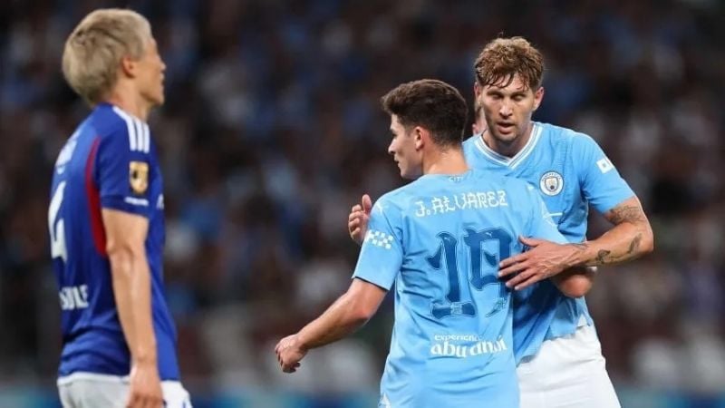 Gol de Julián Álvarez para el City, en amistoso en Japón