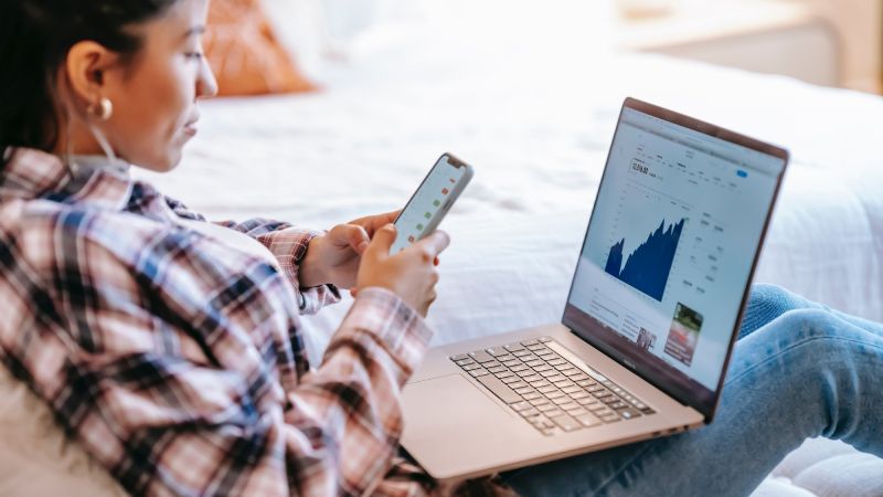 Validez nacional para el Bachiller con Orientación en Economía y Administración