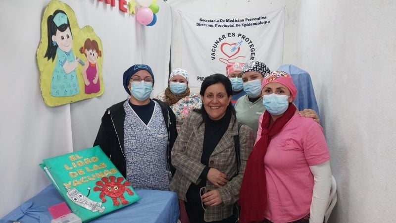 Más de 300 personas se vacunaron en la Fiesta del Poncho