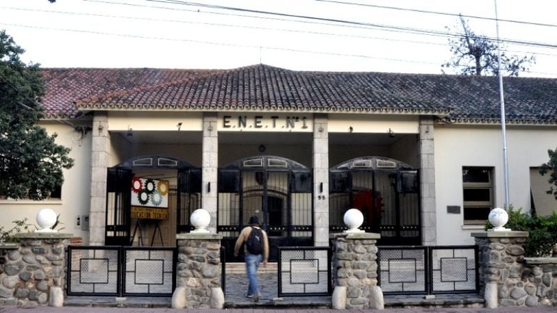 ¿Querés ingresar a la ENET? se habilitó la preinscripción