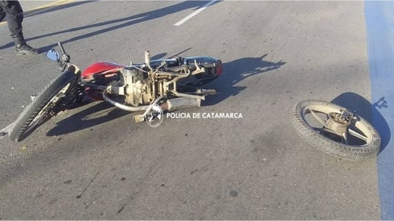 Motociclista terminó en el hospital