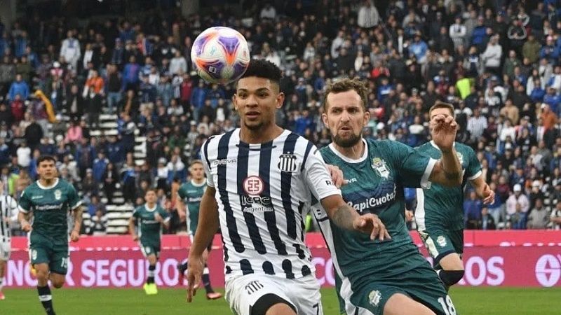 Fassi pide "jugadores y dinero" a Boca por Valoyes