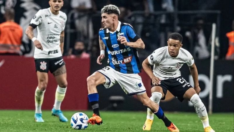 Martirena, el refuerzo de Racing que patea como Cristiano Ronaldo