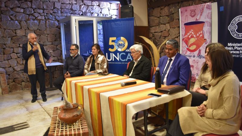 Se lanzó la Diplomatura “Urdiendo Futuro”