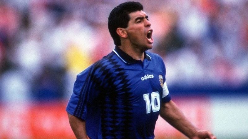 Inesperado homenaje de Messi a Maradona