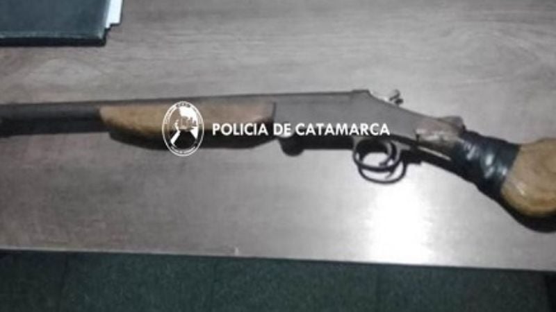 Denunció a su hermano por hacer disparos intimidatorios