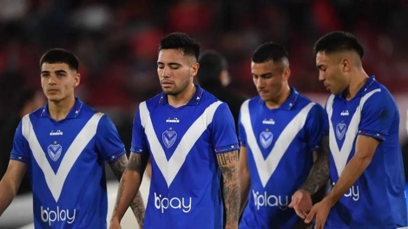 Vélez repudió las agresiones a sus jugadores
