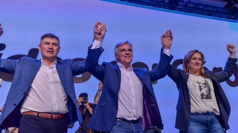 Se confirmó el triunfo de Llaryora en Córdoba