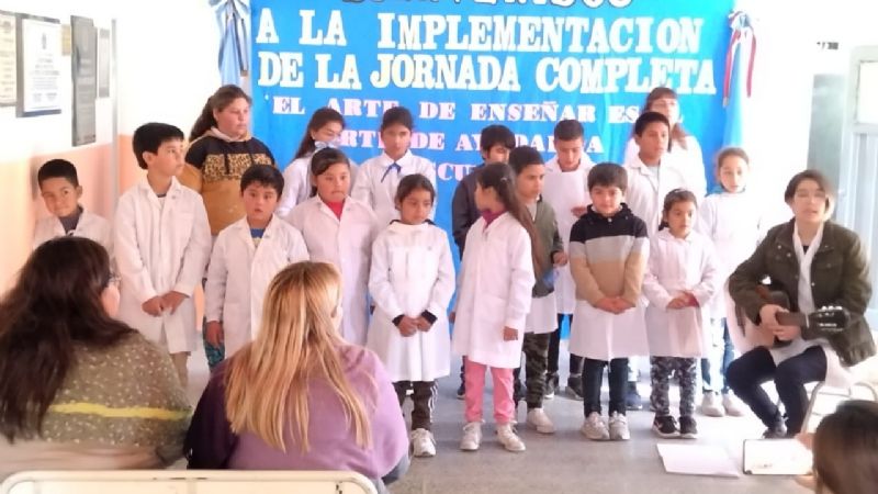 Educación implementó la jornada completa en la Escuela N° 276 de Chañar Laguna