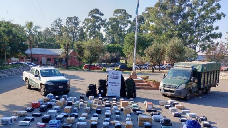 Incautan 437 neumáticos ilegales y 598 kilos de hojas de coca