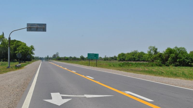 Se normalizó el tránsito en Ruta Nacional 157, luego de que un camión volcara con nafta