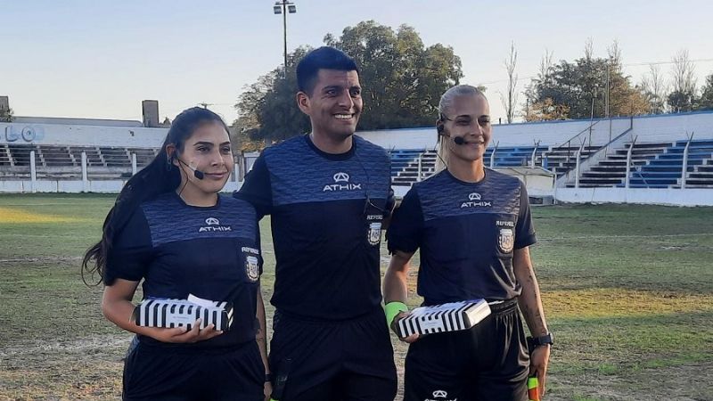 Día histórico en Las Chacras; dos chicas jueces de línea