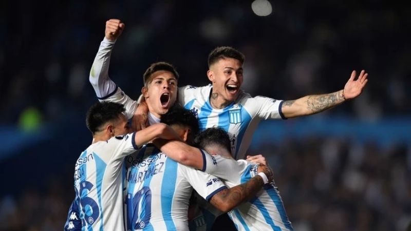 Racing goleó a Atl. Nacional y juega 4tos. con Boca