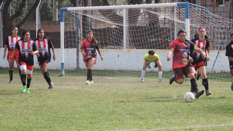Las “Sagradas” bailaron al ritmo del “Cuarteto Pincha”