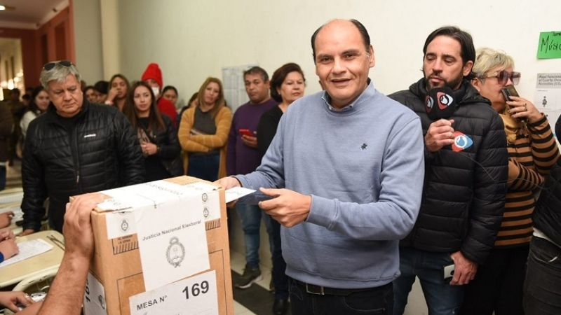 Saadi: "Hay que consolidar el proceso democrático"