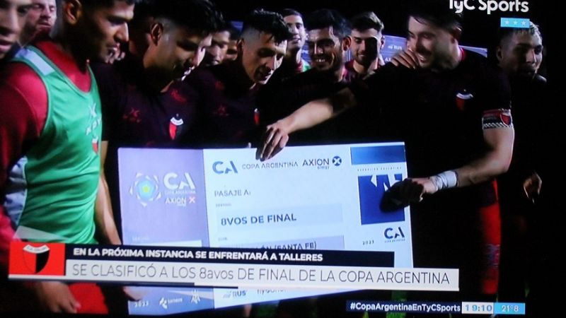 Colón eliminó a Lanús y enfrentará a Talleres