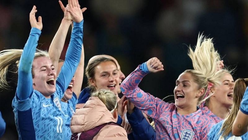 Inglaterra venció a Australia y jugará la final con España