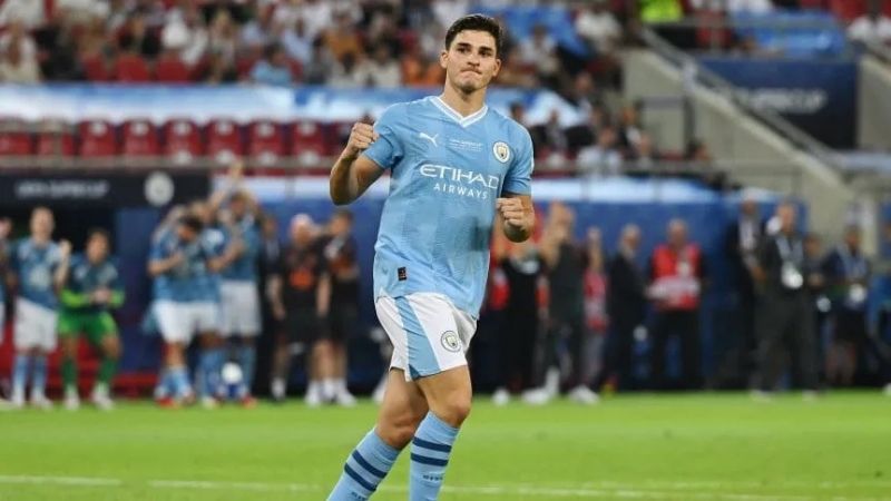 Julián “supercampeón” con el Manchester City