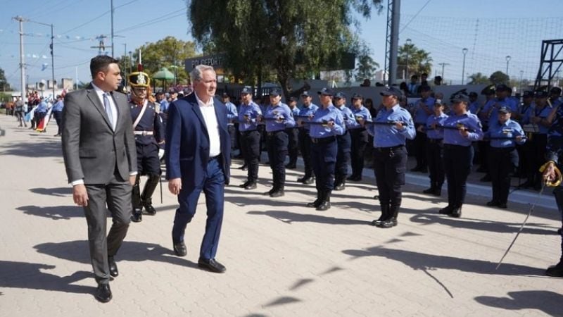 Granaderos engalanaron el acto central por el General San Martín