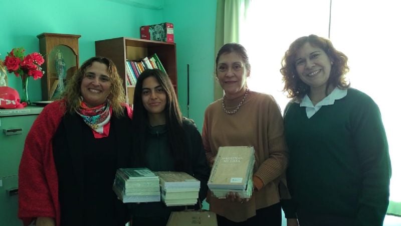 Educación entregó los premios del concurso “Voces de Malvinas”