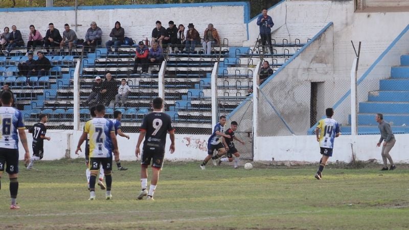 Social Rojas frenó a “la Villa” y se mete en “la conversa”