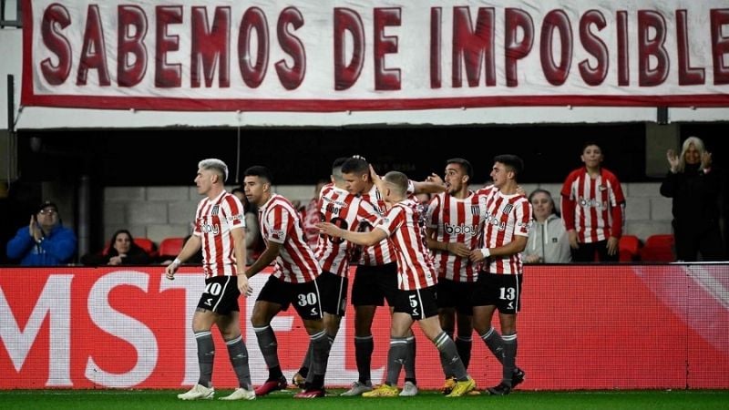 Estudiantes goleó 3-0 a Goiás por la Copa Sudamericana