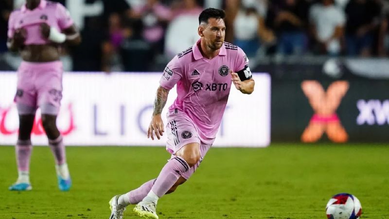 Lionel Messi con la camiseta de Inter de Miami juega en TyC Sports