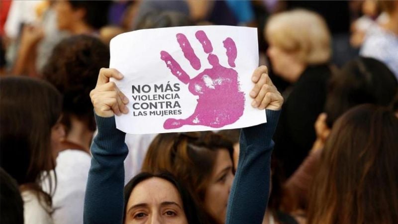 "Tiene 24 denuncias por violencia de género y hace 10 meses que no veo a mi hijo"