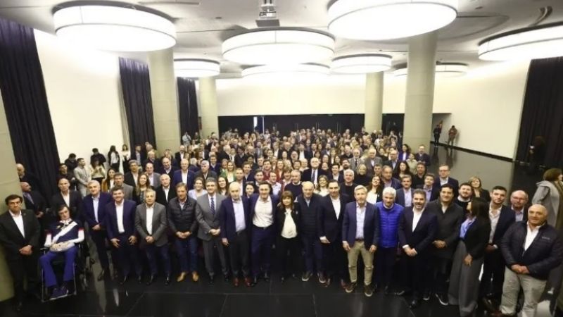 Bullrich reunió a referentes de JxC para cerrar heridas y relanzar la campaña