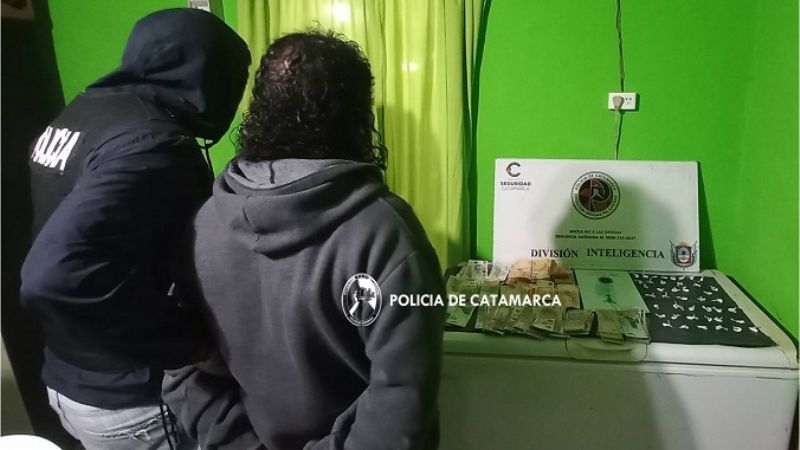 Detenido con cocaína y $277.000 pesos