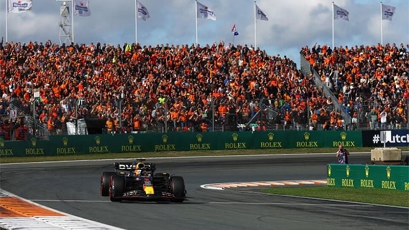 Verstappen larga adelante en sus Países Bajos