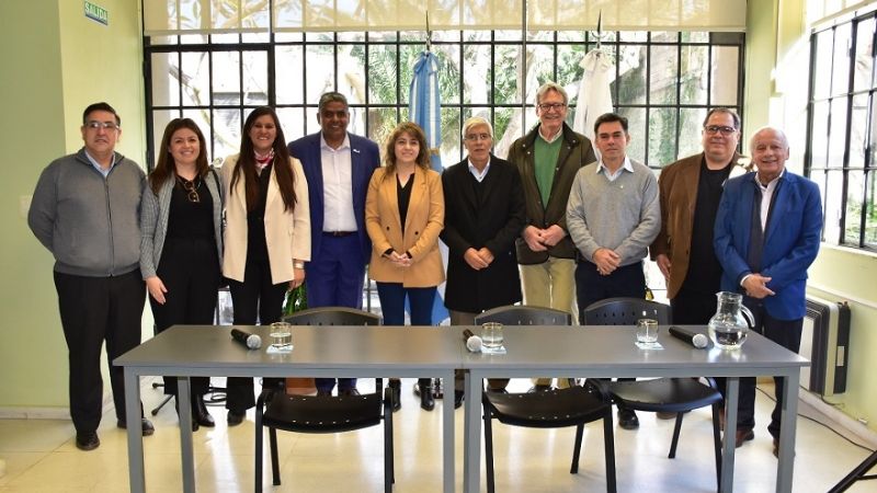 Lanzamiento de las cuatro cohortes de la Diplomatura de Tejido en Telar