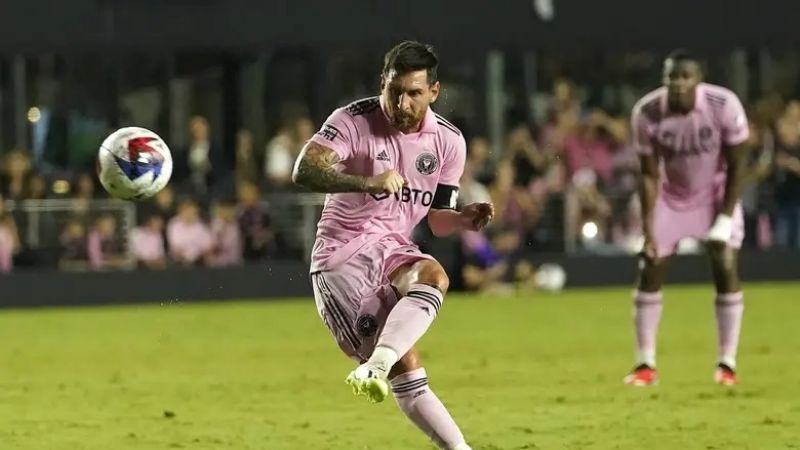 “Doblete” de Messi para otra victoria de Inter Miami