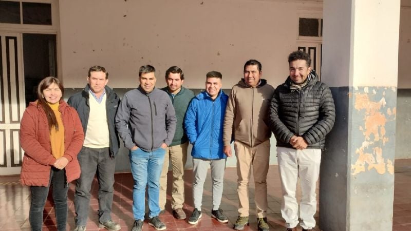 Capacitaciones en Apicultura en la Escuela Secundaria Rural N°24 de Tinogasta