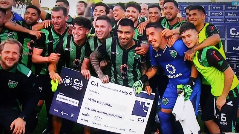 Batacazo histórico de San Martín de San Juan