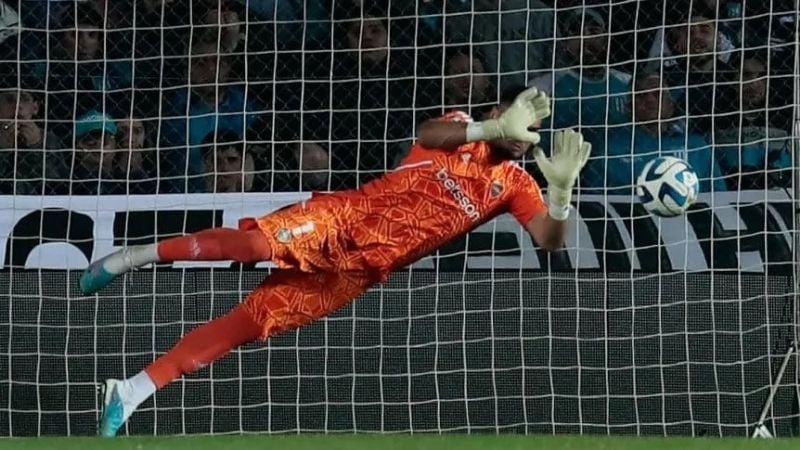 “Chiquito” Romero metió a Boca en las “semis”