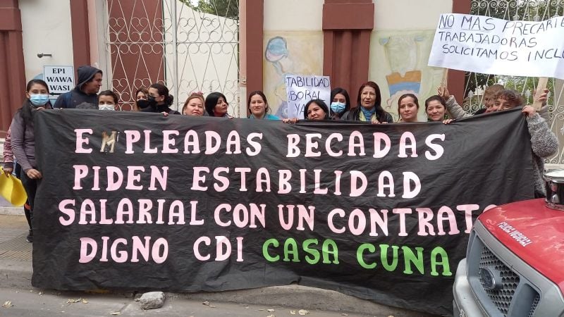 Trabajadoras de Casa Cuna protestan contra las malas condiciones laborales
