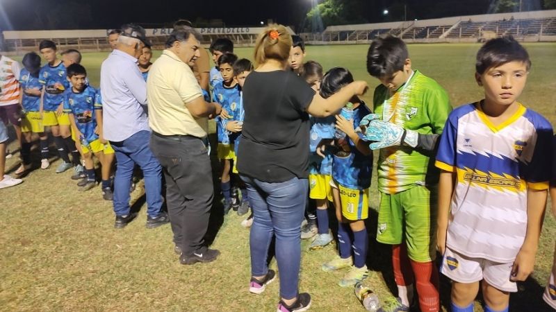 Las Chacras celebra sus 90 años con los más chiquitos