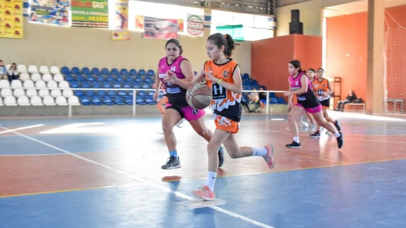 Capital y Capayán en Básquet 5x5 de los juegos Evita
