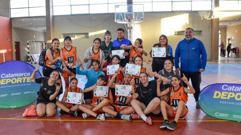 Capital y Capayán en Básquet 5x5 de los juegos Evita