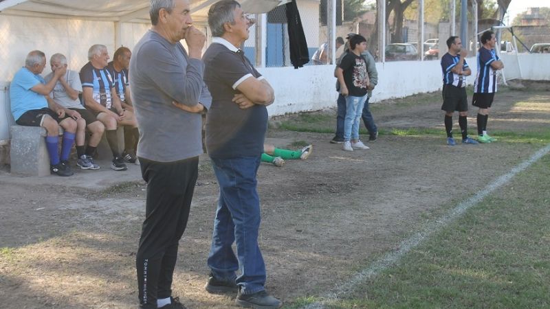 Tarde “gloriosa” cerró la fiesta por los “90” en Las Chacras