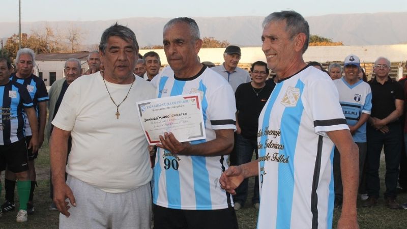 Tarde “gloriosa” cerró la fiesta por los “90” en Las Chacras