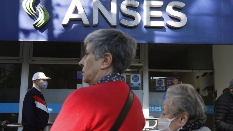ANSES comienza a pagar los suplementos por la suba del salario mínimo